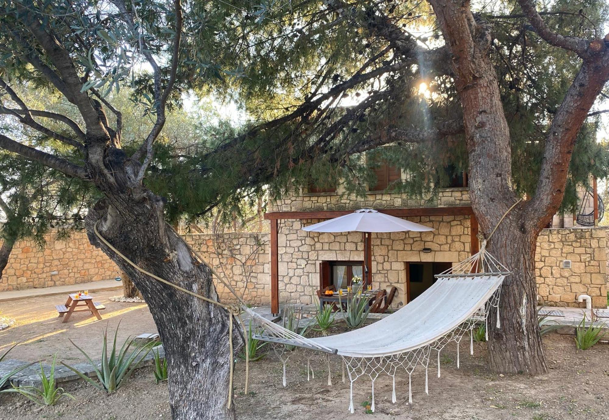 Pyrgos Ralli Estate Guesthouse Aegina 외부 사진
